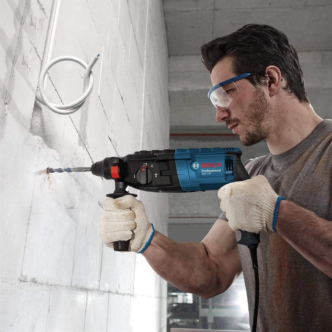  BOSCH Professional GBH 240 Kırıcı Delici - 0611272100 